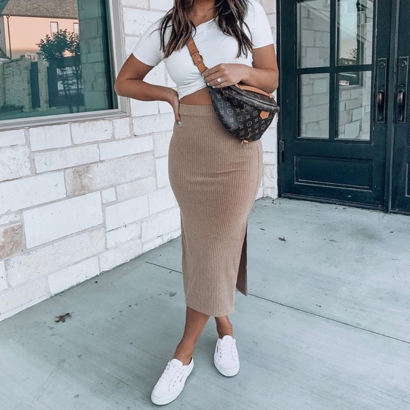 Abercrombie & Fitch Sweater Midi Skirt - Picture 2 of 11